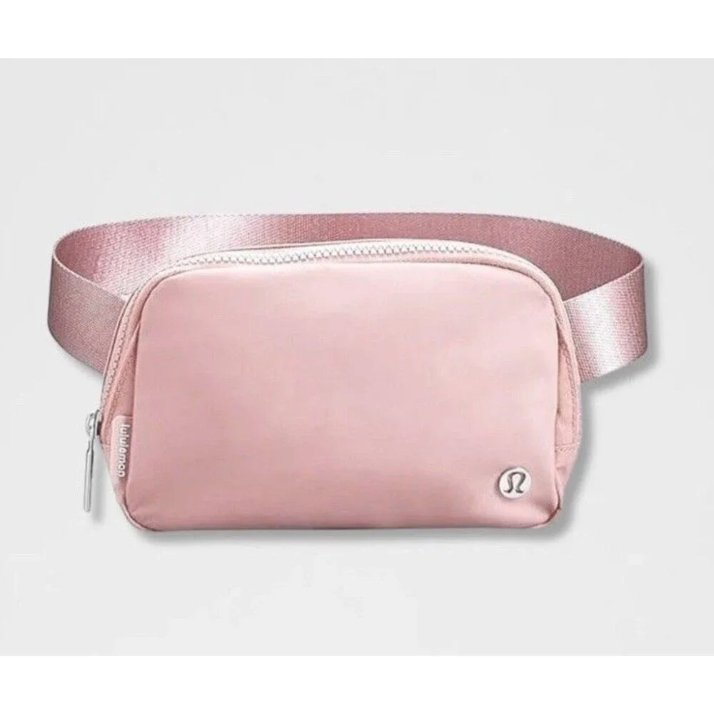 Lululemon Everywhere Belt Bag  Deco Pink Brand New with tags
